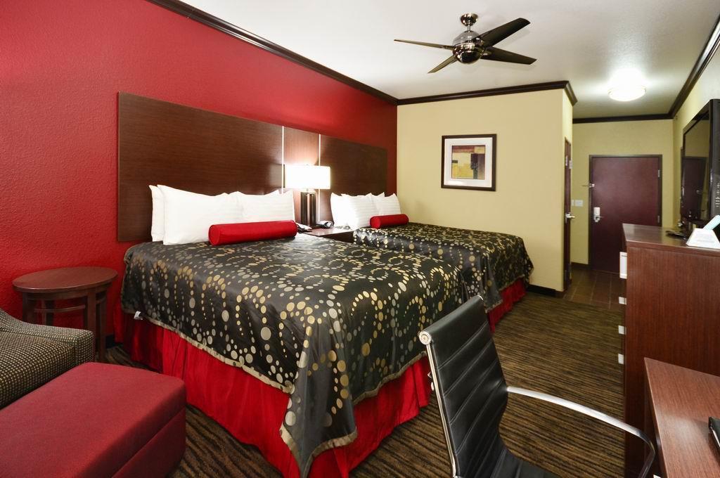 Best Western Plus Classic Inn And Suites Center Kültér fotó