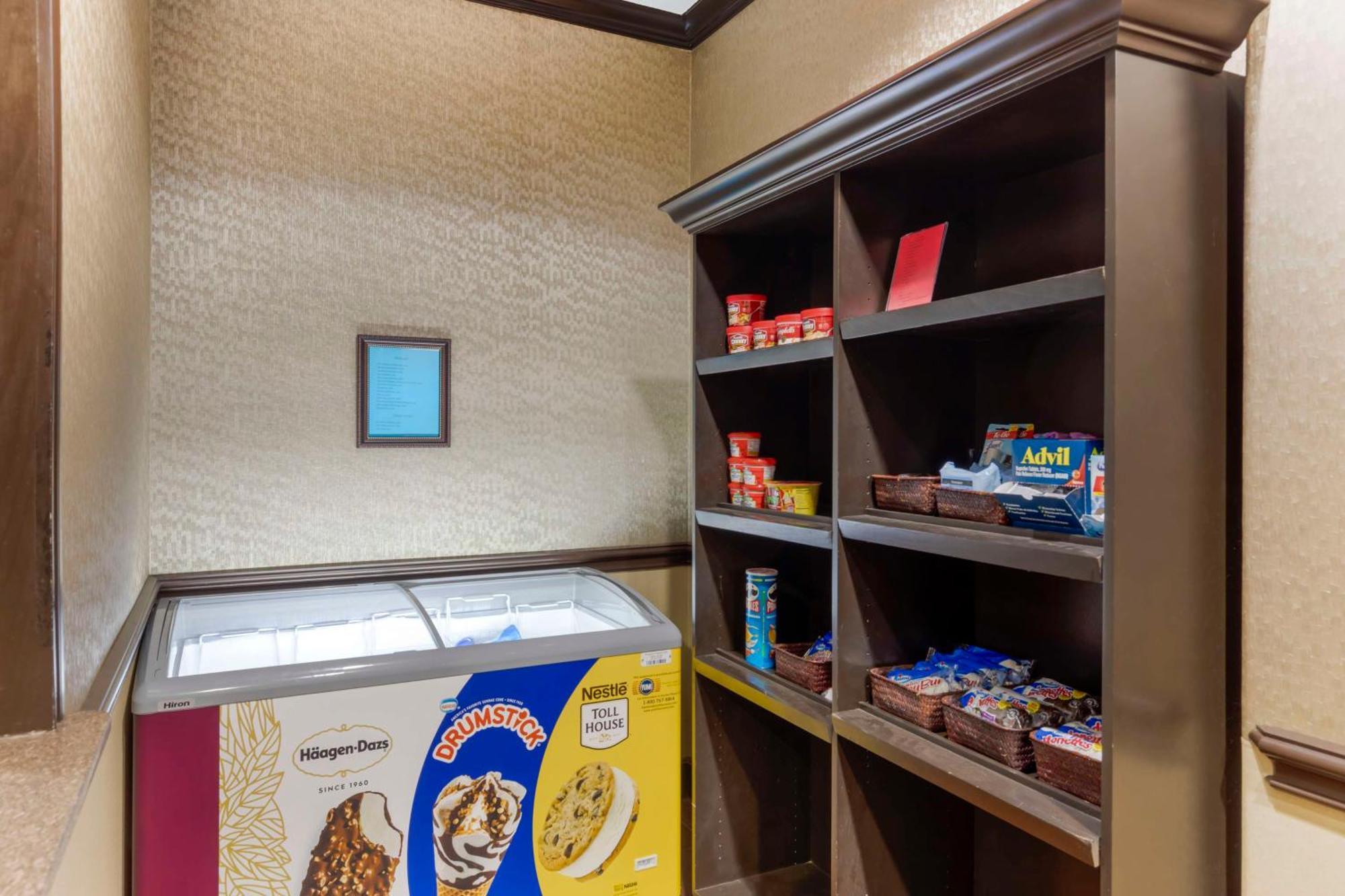 Best Western Plus Classic Inn And Suites Center Kültér fotó